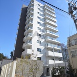 プレシス新宿御苑