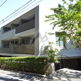 市谷逢坂ハウス