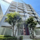 小田急コアロード広尾